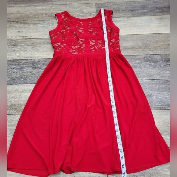 The MORGAN & CO red special occasions dress size 5/6 - Picture 4 of 11